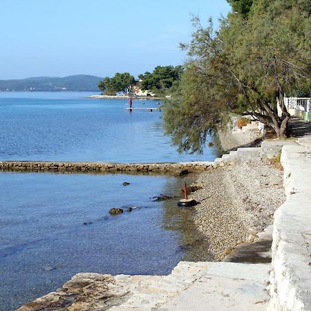 Apartments By The Sea Sukosan, Zadar - 5863 Bagian luar foto