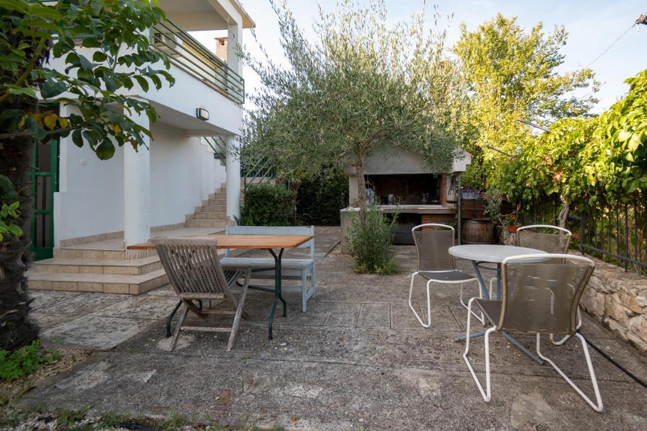 Apartments By The Sea Sukosan, Zadar - 5863 Bagian luar foto