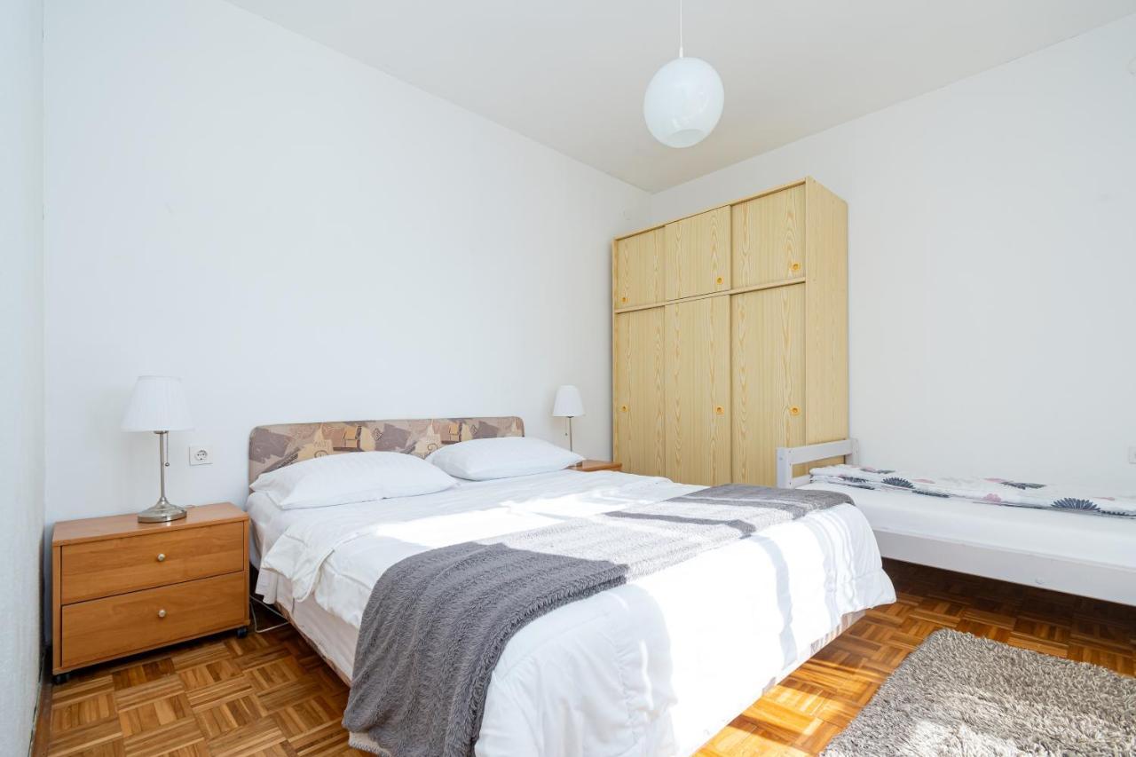 Apartments By The Sea Sukosan, Zadar - 5863 Bagian luar foto